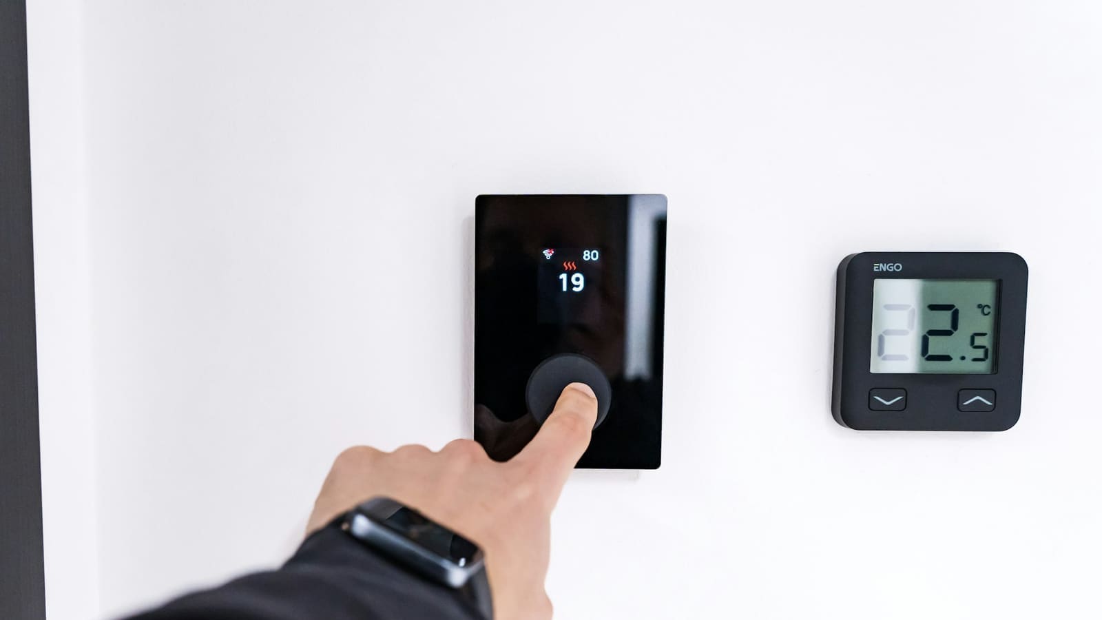 Smart Heating Schedule Guide UK: Setting Up Hive, tado° and More