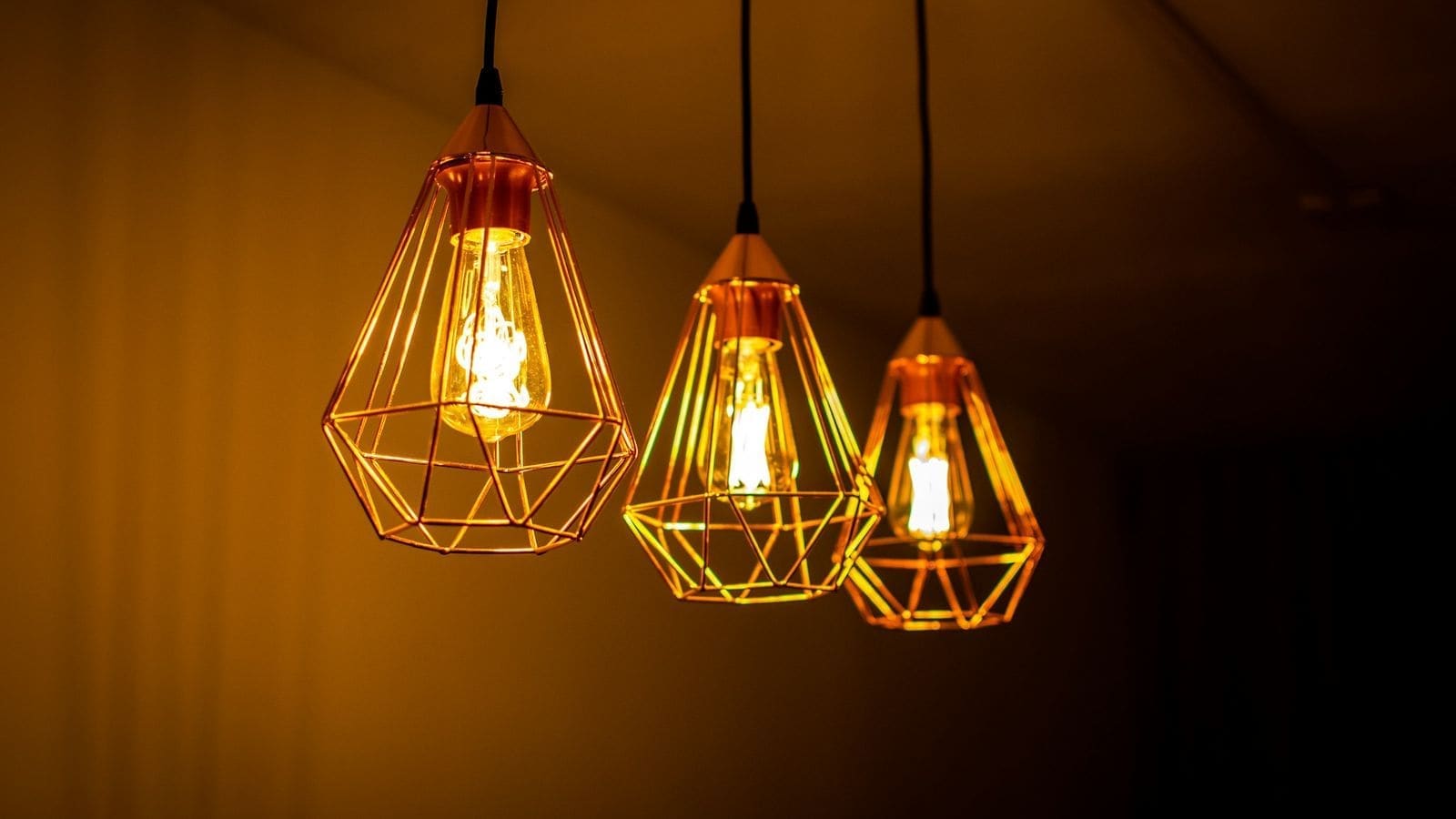 Smart Lighting Automation Tips UK: Get More From Your Bulbs